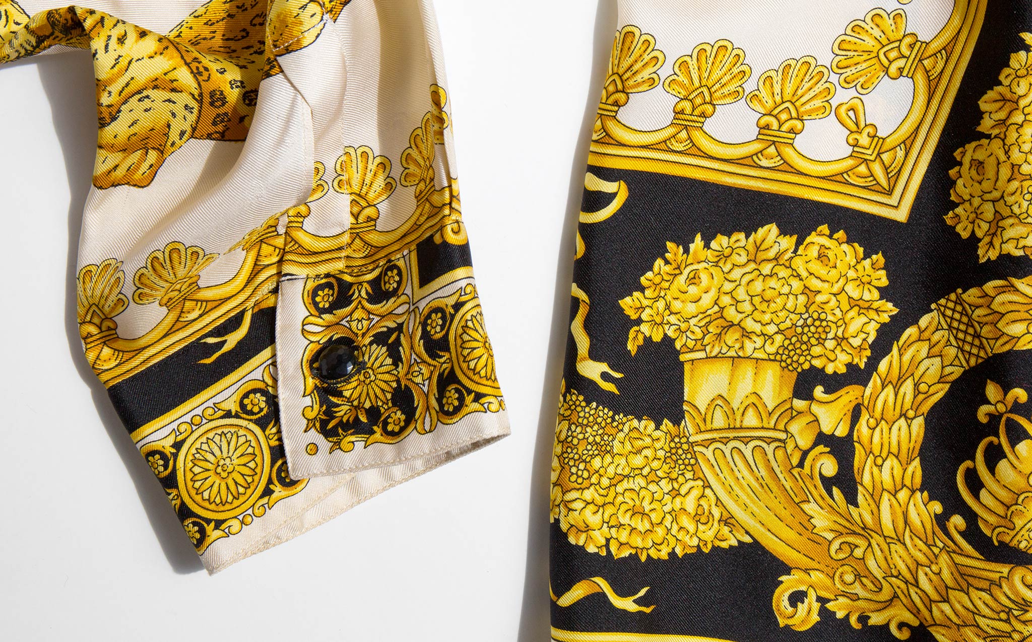 Gianni Versace baroque silk shirt - Versace Pre-Owned - Wond&rland Capri