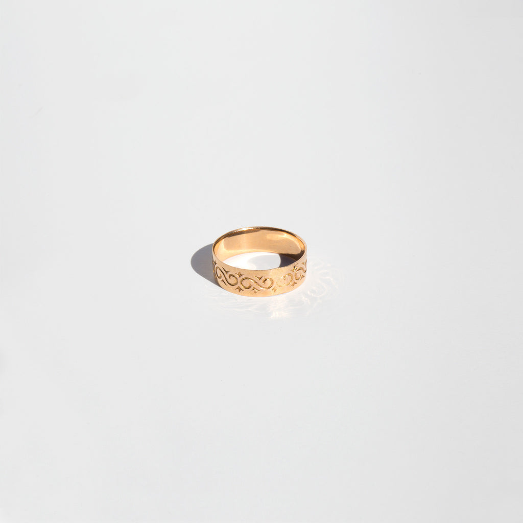 Edwardian Etched Gold Band